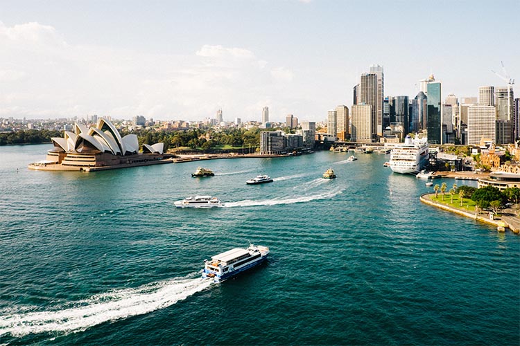 (c) Dan Freeman Unsplash Sydney Hafen